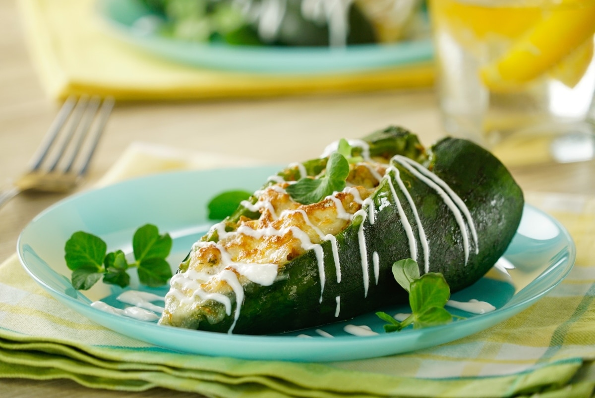 Chile relleno de atún a la mexicana