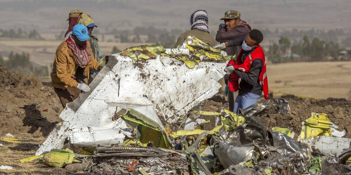 Analizarán en Francia cajas negras del Boeing 737 MAX 8