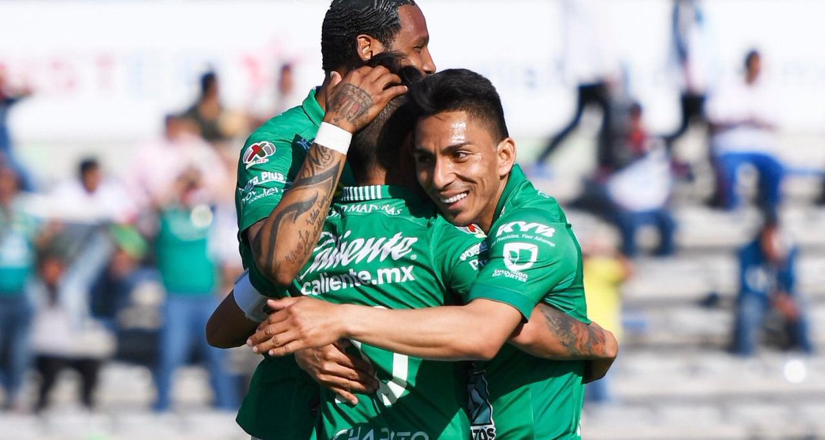 León derrota a Lobos BUAP y se coloca en la cima de la tabla