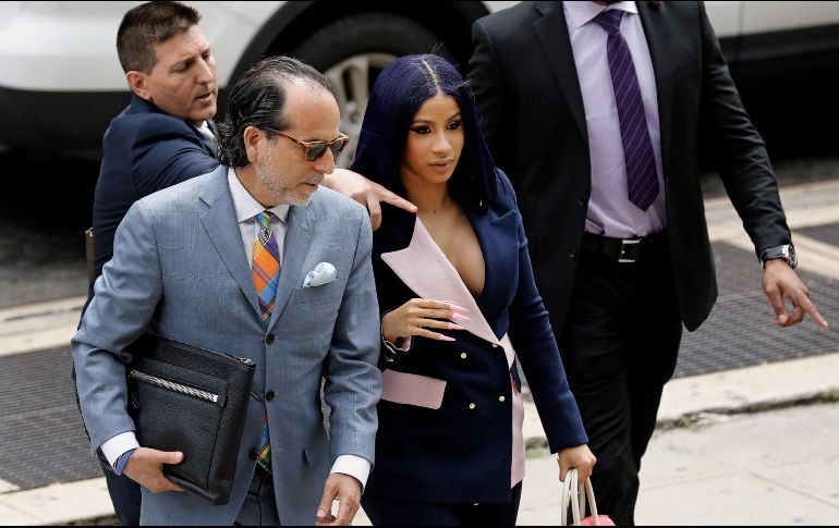 Cardi B se declara inocente de nuevos cargos por riña