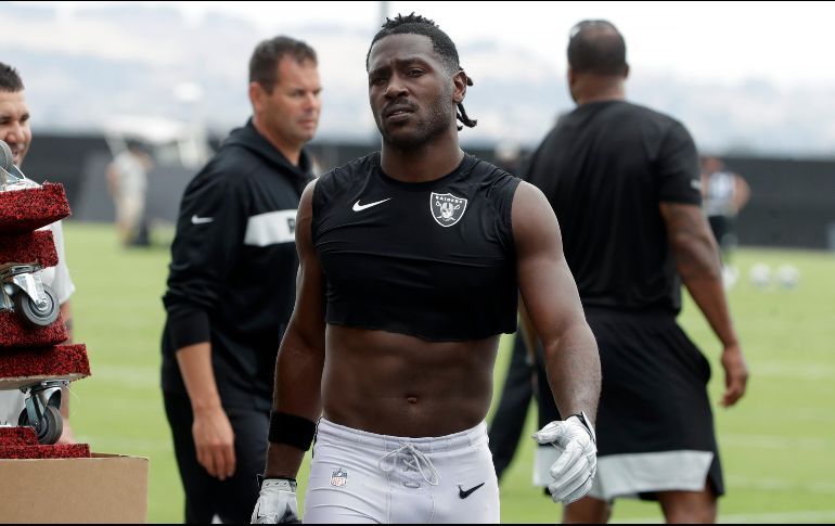 Antonio Brown se disculpa y sí jugará la Semana 1 con Raiders