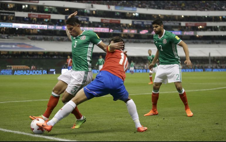 Araujo y Salcedo estarán en el Tri para siguiente fecha FIFA