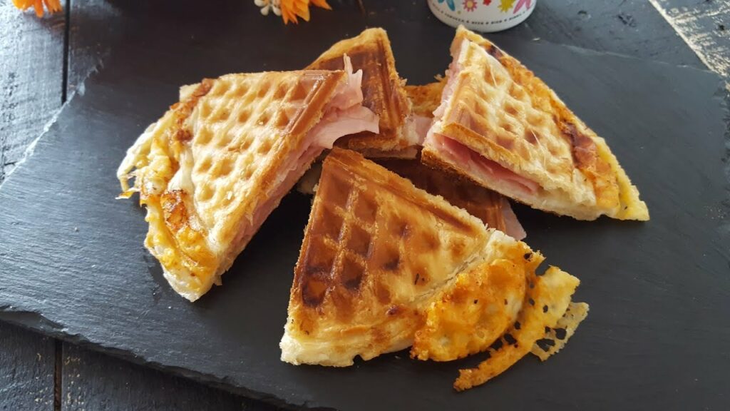 Waffles de jamón y queso