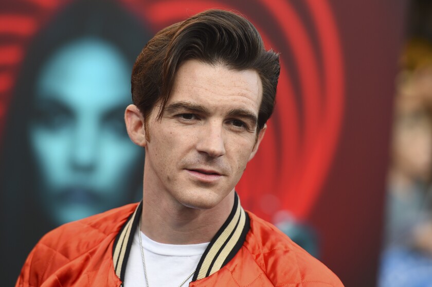 Drake Bell sorprende a las redes cantando como Juanes